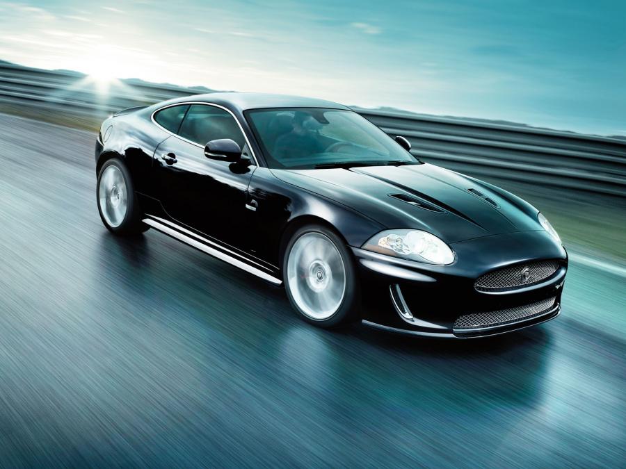  Jaguar XKR175 Coupe 2010 года  (US) (фото 3 из 3)